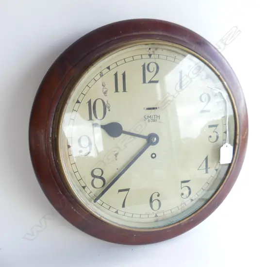 SMITHS WOODEN FRAMED 8-DAY WALL CLOCK WITH KEY DIA  400MM