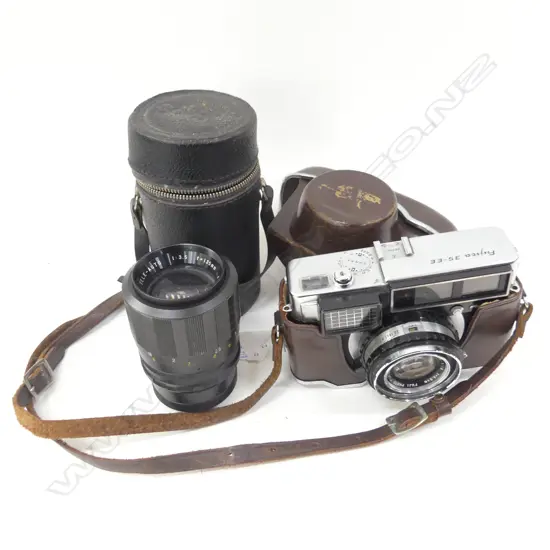 OLD CASED FUJICA 35-EE CAMERA + SOLIGOR CASES LENS