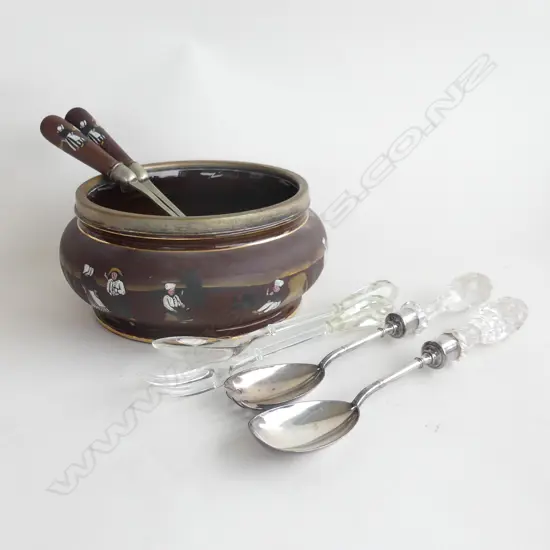 TAYLOR TUNNECLIFFE DUTCH SCENE SALAD BOWL & SERVERS + 2 PR SALAD SERVERS; GLASS HANDLE  & PR GLASS