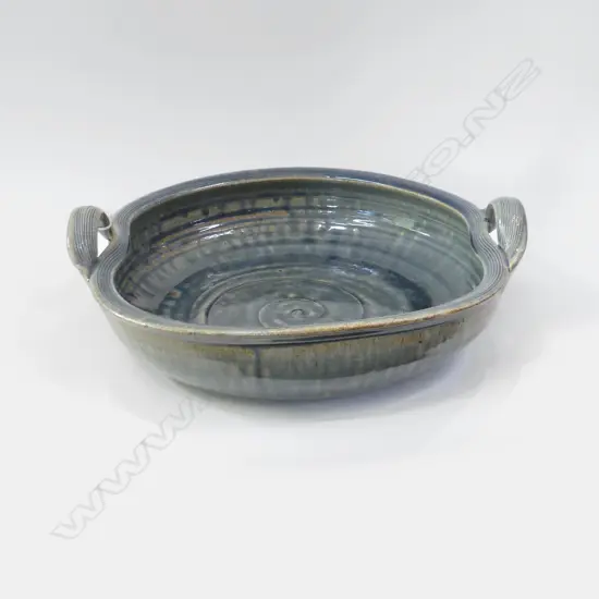 STUDIO POTTERY 2 HANDLED DISH 300mm dia