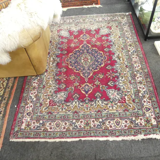 LARGE IRANIAN HAND KNOTTED WOOL PILE RUG (SOME WEAR) 1900x1450mm