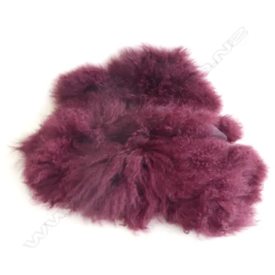 TIBETAN MAROON LAMB HIDE  SINGLE L. 100MM