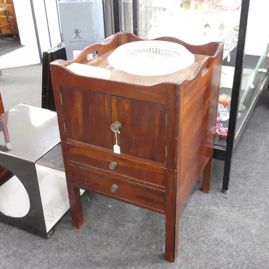 ANTIQUE REGENCY MAHOGANY BESIDE CABINET / COMMODE 485x510x760mm. C1820