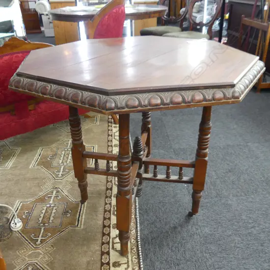 KAURI OCCASIONAL TABLE