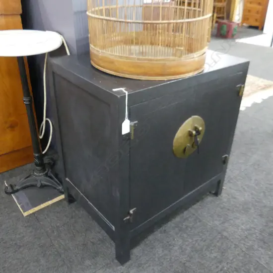 SMALL CHINESE CABINET 550 x 400 x 600mm