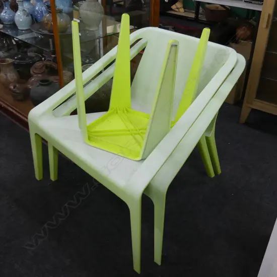 PR LIME GREEN PLASTIC OUTDOOR CHAIRS + SIDE TABLE