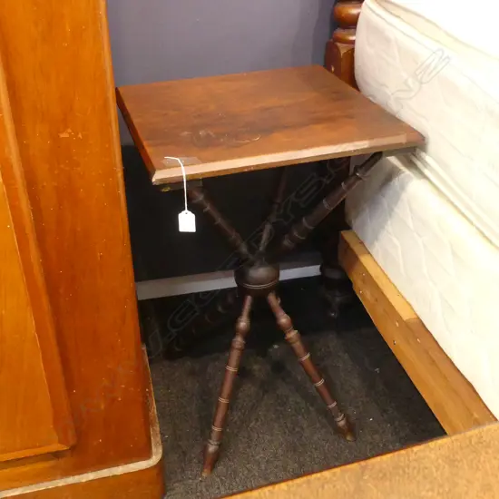 SMALL VICTORIAN SIDE TABLE (AF) 440 x 440 x 700mm