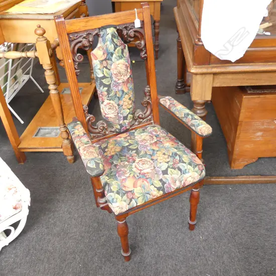 UPHOLSTERED OPEN ELBOW CARVER  CHAIR