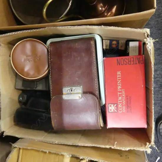 BOX LOT VINTAGE CAMERAS & GEAR ETC