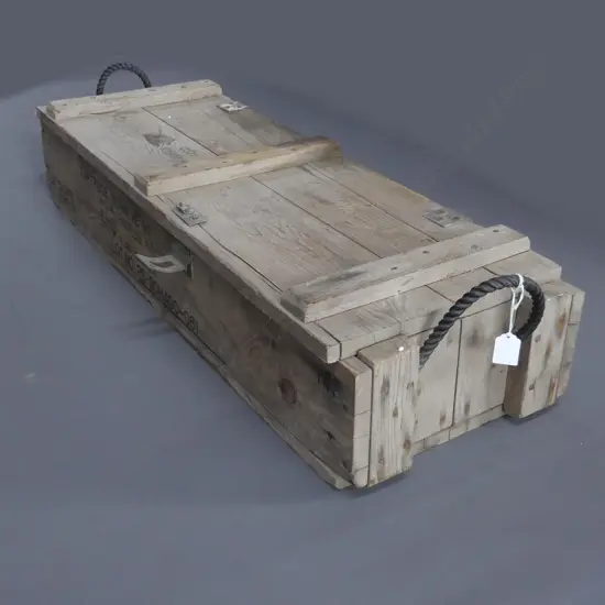 	OLD PINE AMMUNITIONS BOX 'CARTRIDGE 105mm HE M1' L.950mm