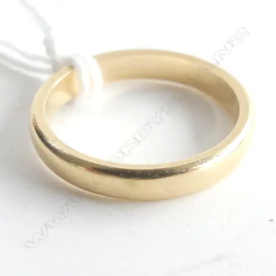 18CT GOLD BAND 3.42gm