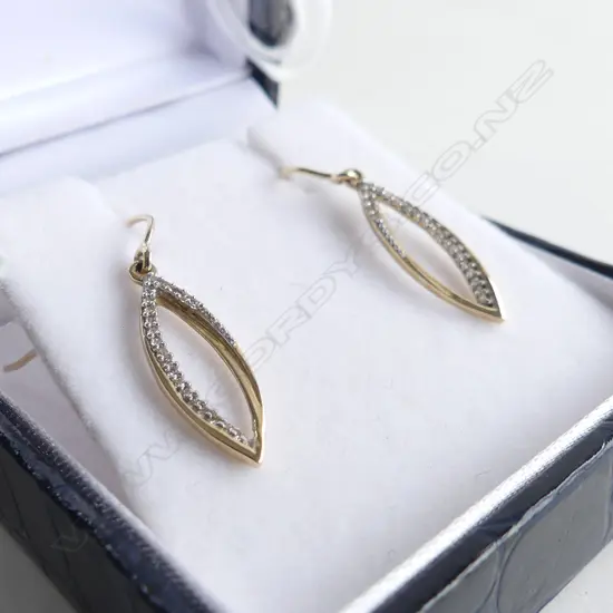 PR 9CT GOLD DROP EARRINGS 1.13 GMS