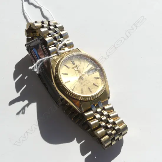 SEIKO '5' AUTOMATIC VINTAGE GENTS WRISTWATCH WORKING