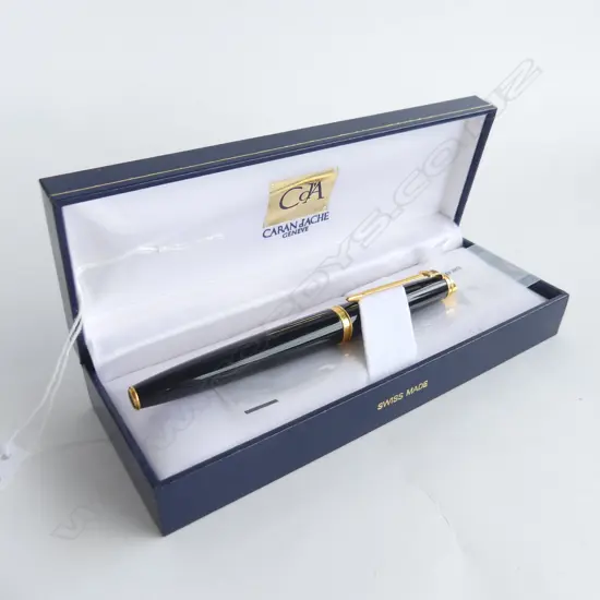 CARAN D'ACHE 18CT GOLD NIB FOUNTAIN PEN IN ORIGINAL BOX