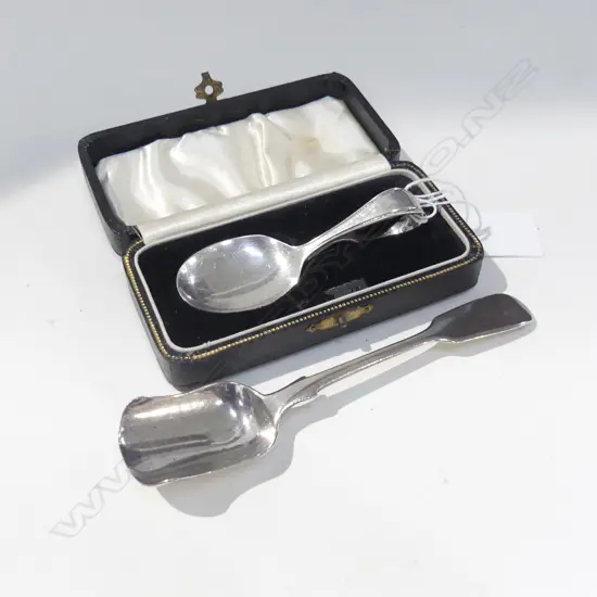 2 STG SILVER SPOONS 51 GRAMS