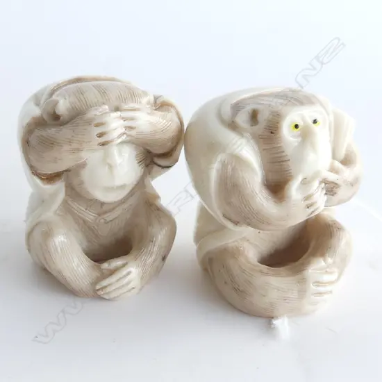 PR SEE NO EVIL, SPEAK NO EVIL MONKEYS H. 45MM. MARKS TO BASES