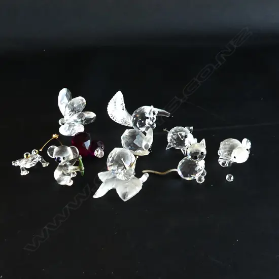 10 ASST. SMALL SWAROVSKI ANIMALS (5 FAULTED)
