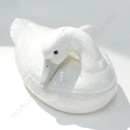 CERAMIC DUCK LIDDED TUREEN & LADLE L.370mm