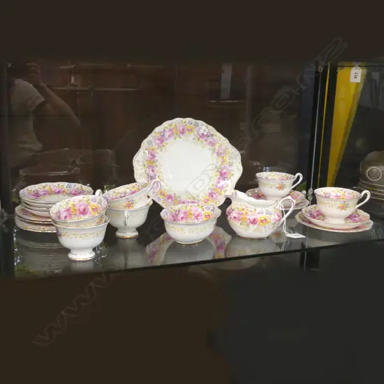 22 PCE ROYAL ALBERT 'SERENA' TEA SET; 6 TRIOS, SAUCER, CAKE PLATE, JUG & SUGAR BOWL