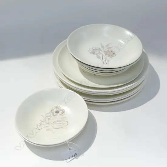 14 PCS POOLE PART DINNER SET; ASST PLATES & BOWLS 