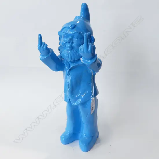 BLUE PAINTED GNOME H330