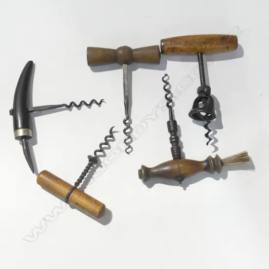 5 ASST VINTAGE WOODEN HANDLE CORKSCREWS 