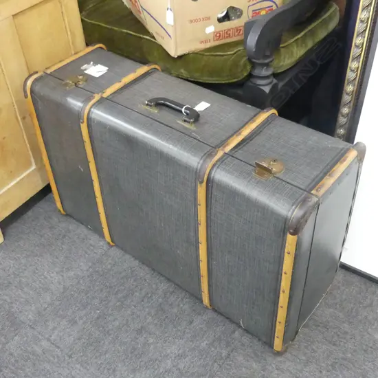VINTAGE TRUNK SUITCASE W.850mm