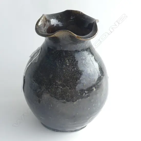 OLD CHINESE POTTERY VASE FRILLED RIM SPECKLED DARK GLAZE 240mm