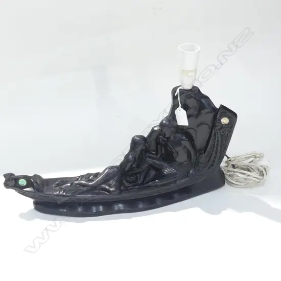 MAORI LAMP - BLACK PAINTED PLASTER w. 2 FIGURES W.460mm