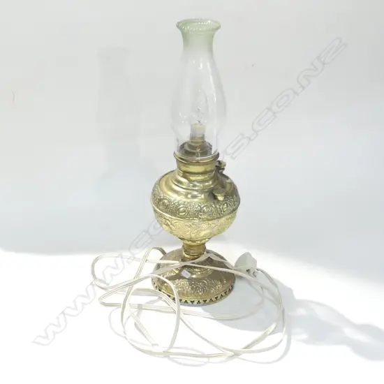 MILLERS LAMP (CONVERTED TO ELECTRIC - WORKING) H.490mm