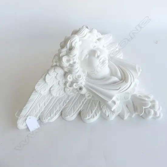 WHITE PLASTER ANGEL WALL BRACKET W.460mm