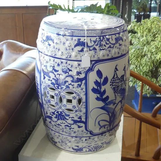 B/W CERAMIC GARDEN STOOL H.450mm