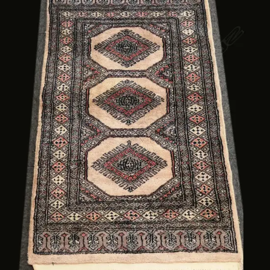 SM HAND KNOTTED PERSIAN RUG 600 X 1050MM