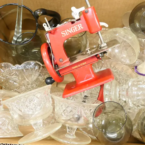 BOX LOT ASST. GLASSWARE, SCOTTIE DOG TOY, MINI SINGER SEWING MACHINE