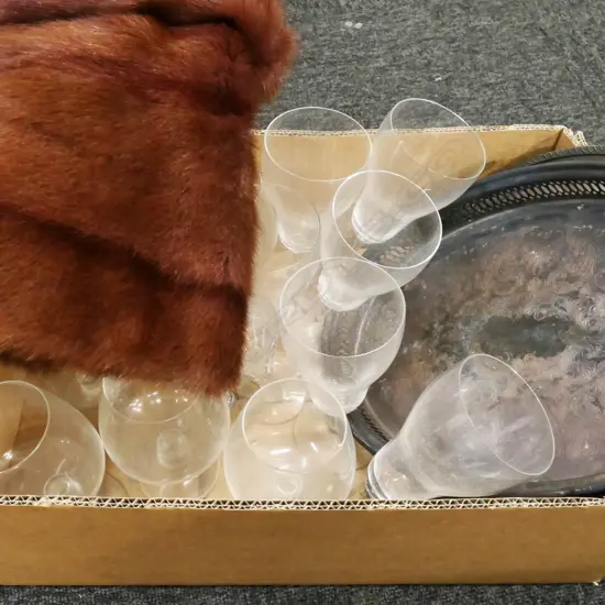 BOX LOT ASST. DRINKING GLASSES, FUR STOLE, 2 EP TRAYS