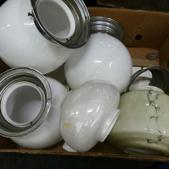 BOX LOT ASST. DECO LIGHT FITTINGS