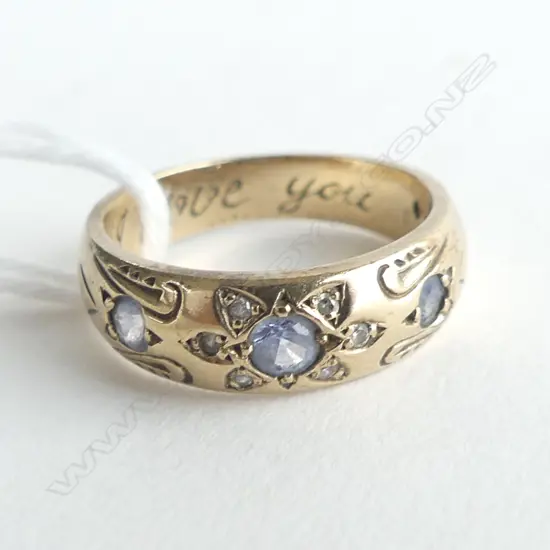 9CT SAPPHIRE AND DIAMOND RING SIZE J (3.3grams)