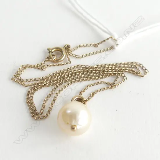 9CT GOLD 40CM CHAIN & PEARL DROP PENDANT 2.47GMS