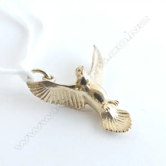 9CT GOLD DOVE OF PEACE PENDANT 2.7gms