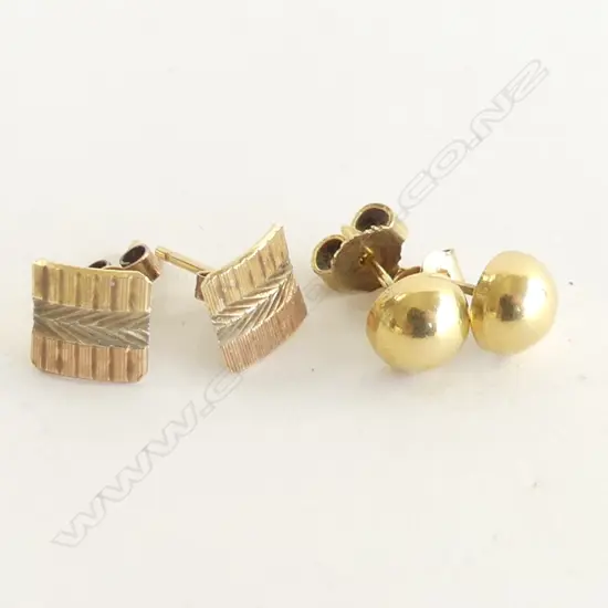 2 PR STUD EARRINGS 1 18CT & 1 14CT  3.2GMS
