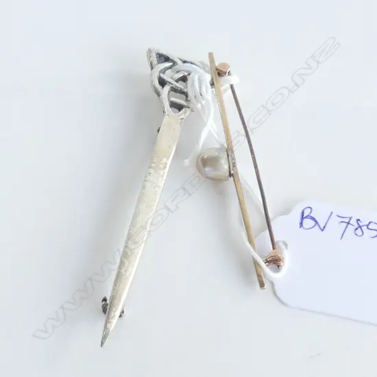 2 BAR BROOCHES; 9CT PEARL 2.0 GRAMS + STG CELTIC