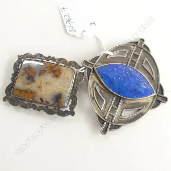 2 VINTAGE SILVER BROOCHES. LAPIS width 80mm & MOSS AGATE