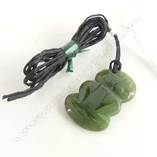 NZ POUNAMU (GREENSTONE) TIKI CARVED PENDANT (L38MM) ON BLACK WAXED ADJUSTABLE CORD