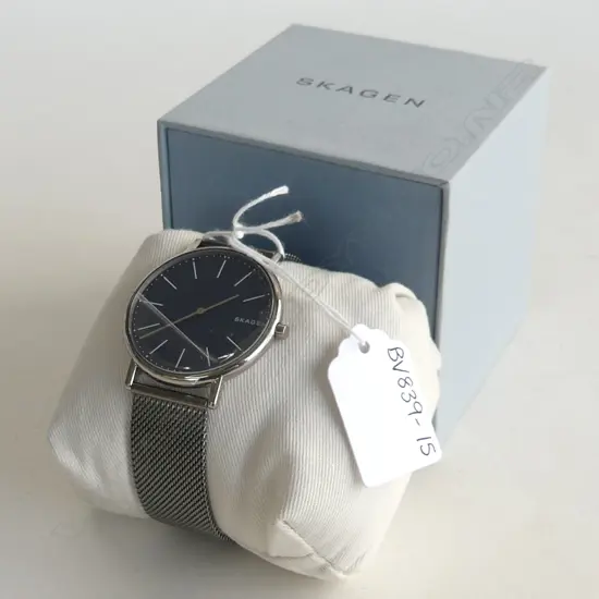 SKAGEN MENS DRESS WATCH, WORKING & IN ORIGINAL BOX 
