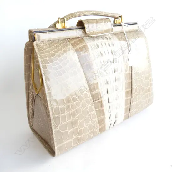 VINTAGE CROCODILE HANDBAG (broken handle) W.330mm