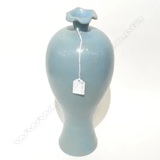 SKY BLUE CHINESE SUNG STYLE CRACKLE GLAZE VASE H.350mm