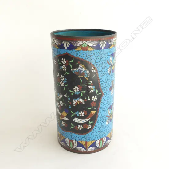 CLOISONNE VASE H.185mm small dent to base