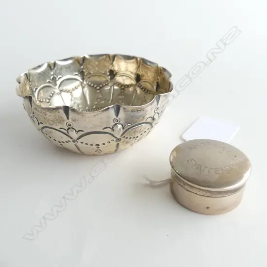 VICT. SILVER EMBOSSED SMALL BOWL L.1885 & RUSSIAN SILVER BOX