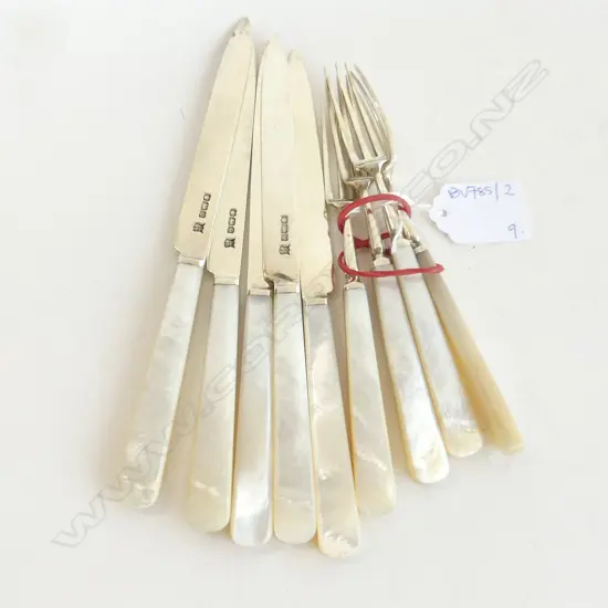 9PCE STG SILVER FRUIT SET; 4 FORKS, 5 KNIVES SHEFFIELD 1922