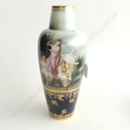 FRIEDRICH CHINA 4 GIRLS TALL VASE H280MM